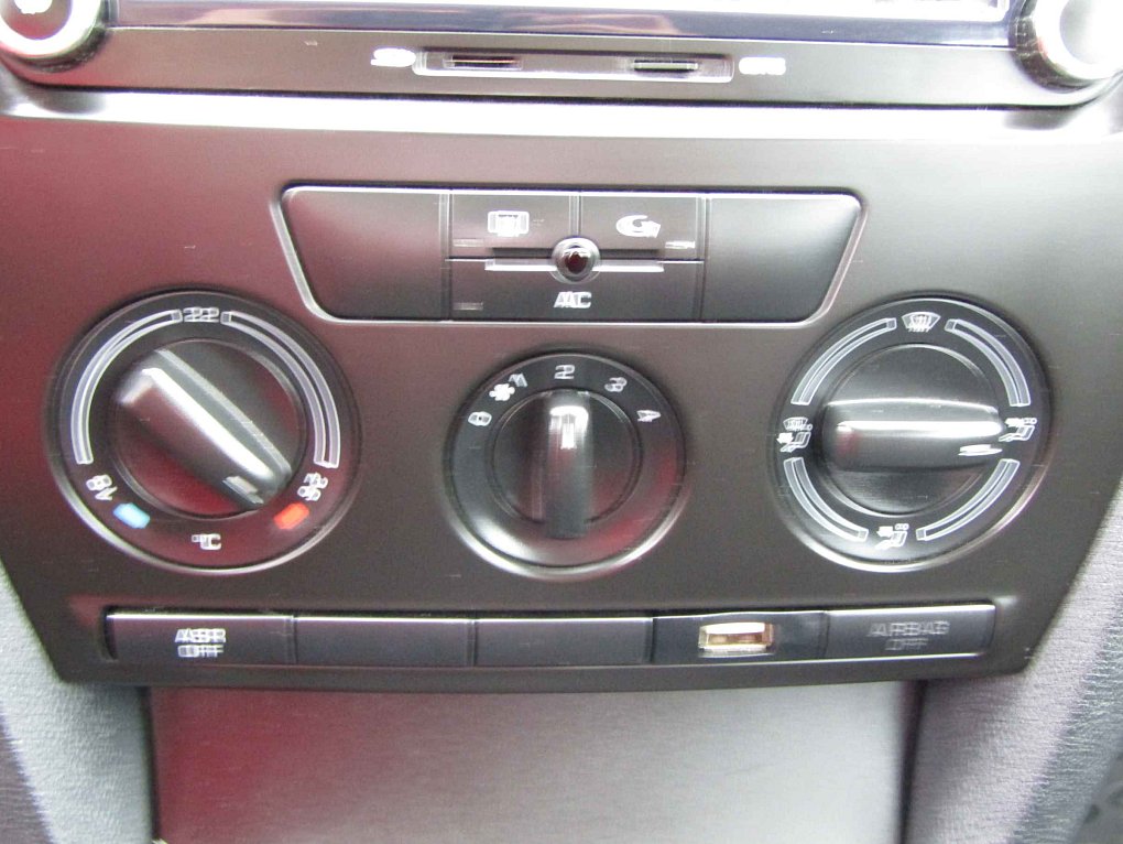 Škoda Octavia II 1.6i 