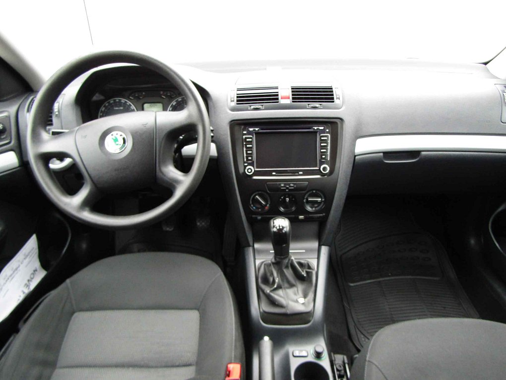 Škoda Octavia II 1.6i 