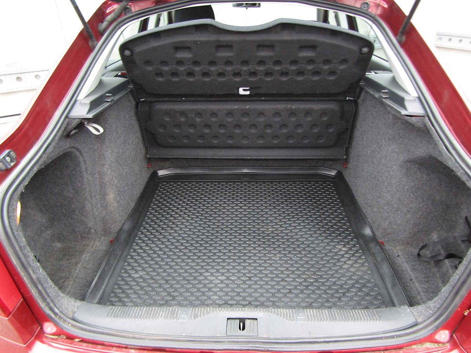 Škoda Octavia II 1.6i 