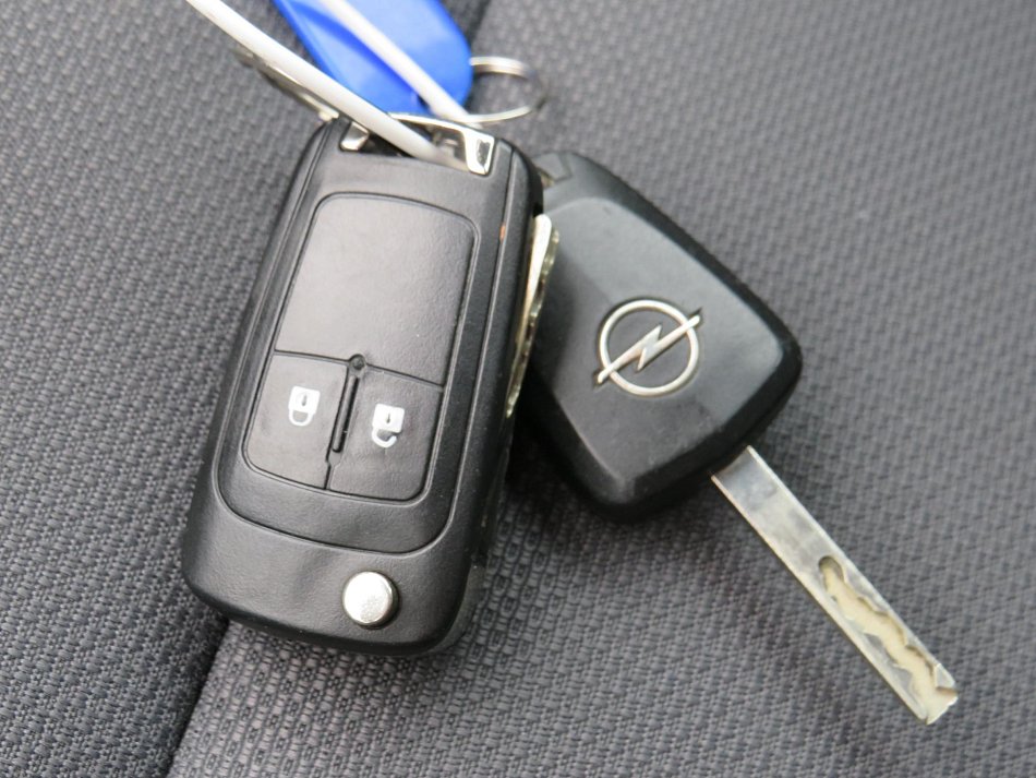 Opel Zafira 1.6i 