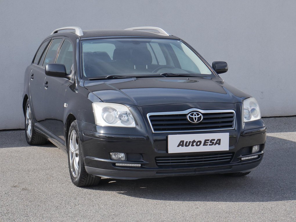 Toyota Avensis 1.8 i 