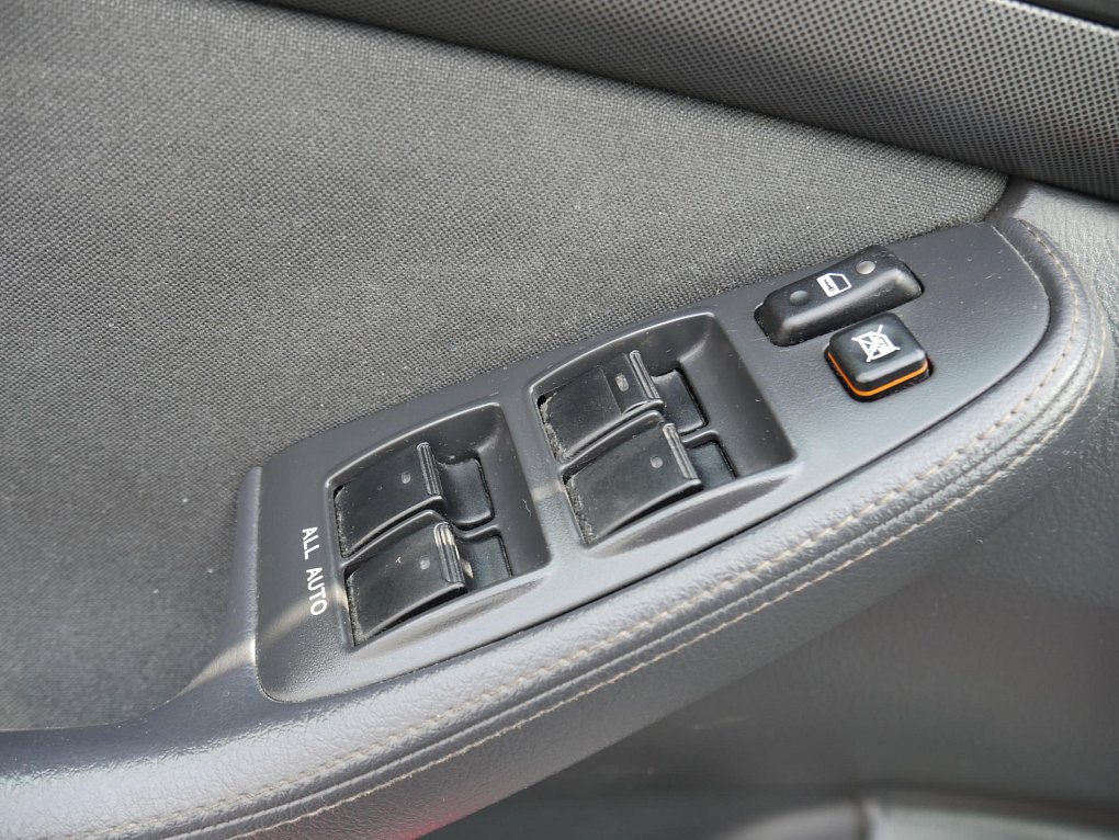 Toyota Avensis 1.8 i 