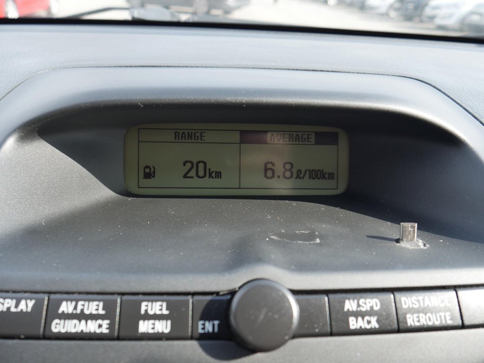 Toyota Avensis 1.8 i 