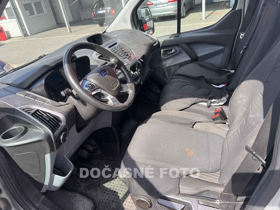Ford Transit Custom 2.2TDCi Trend L1H2 6míst