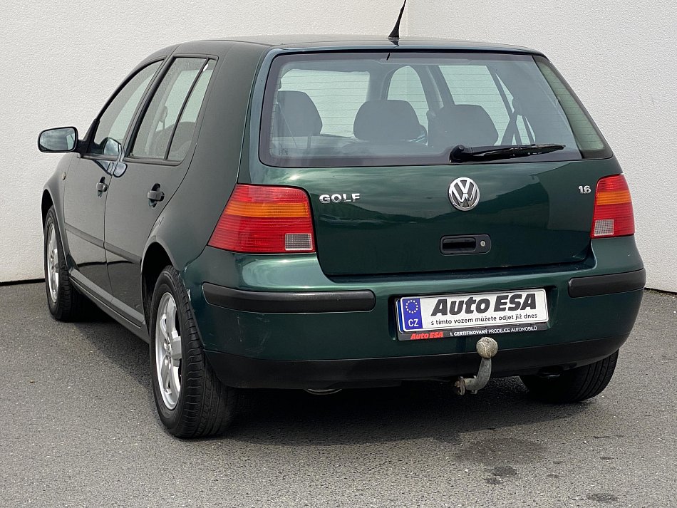 Volkswagen Golf 1.6i 