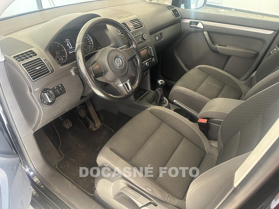 Volkswagen Touran 1.6 TDi 