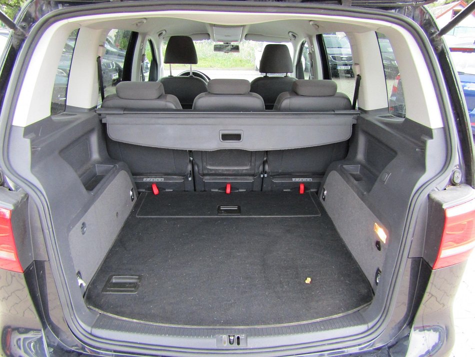 Volkswagen Touran 1.6 TDi 