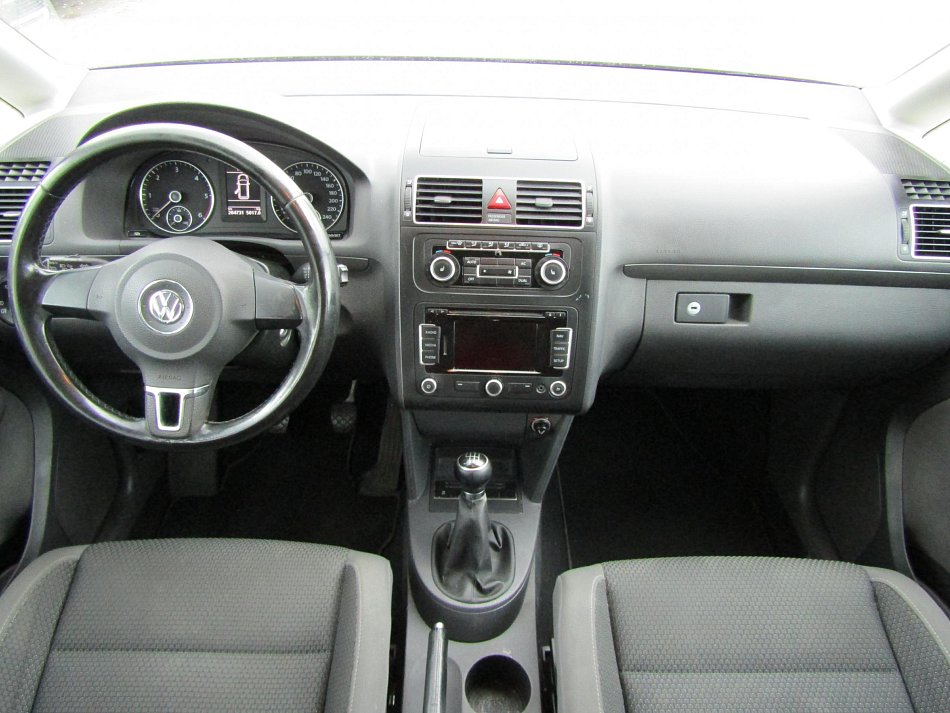 Volkswagen Touran 1.6 TDi 