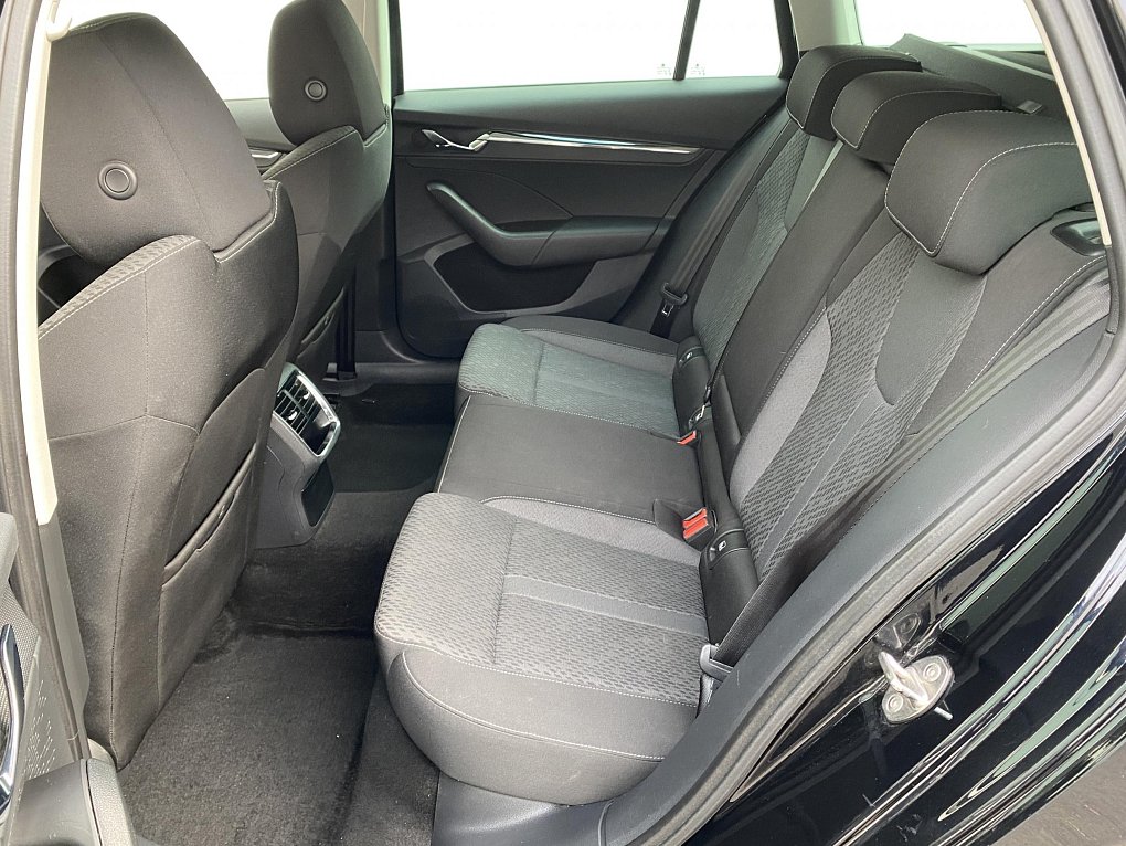 Škoda Octavia IV 2.0 TDi Style