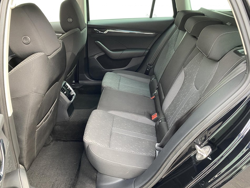 Škoda Octavia IV 2.0 TDi Style