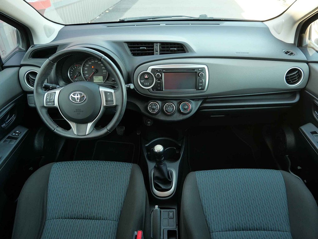 Toyota Yaris 1.0 VVT- i Active