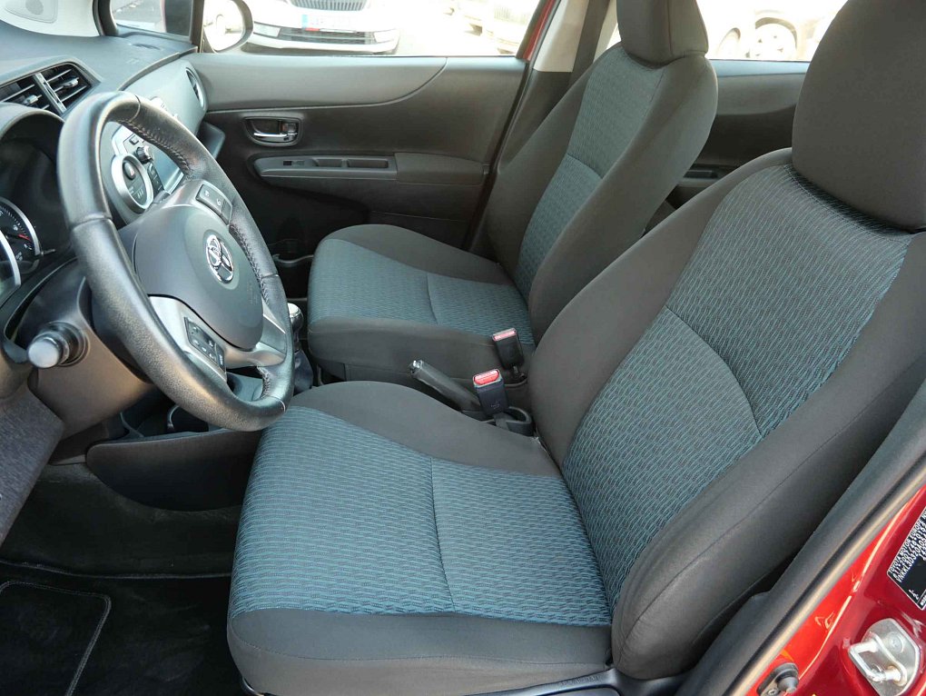 Toyota Yaris 1.0 VVT- i Active