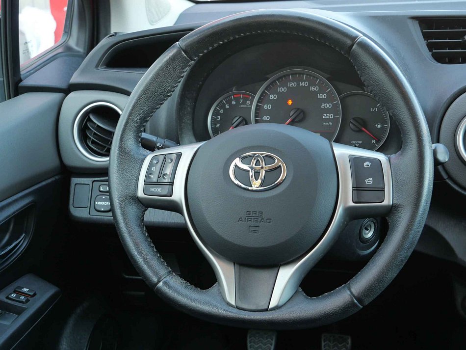 Toyota Yaris 1.0 VVT- i Active