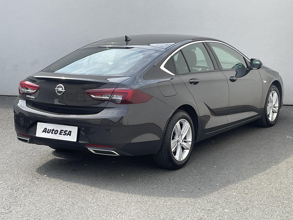 Opel Insignia 2.0 CDTI 