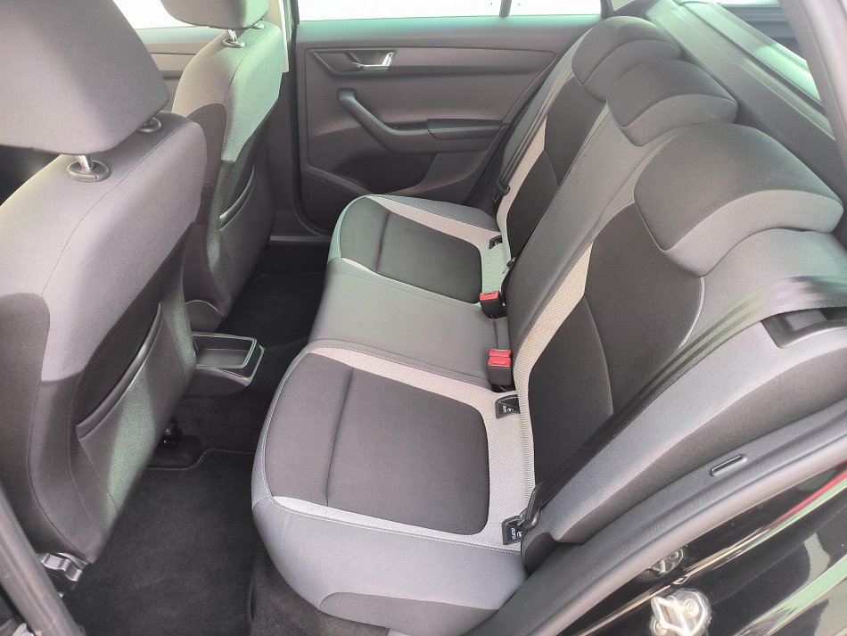 Škoda Fabia III 1.0 MPi Ambition