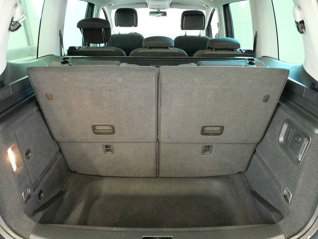 Volkswagen Sharan 2.0 TDI 