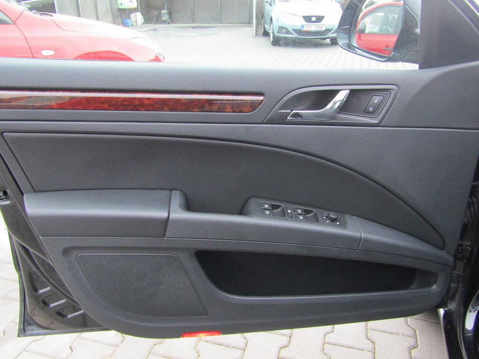 Škoda Superb II 2.0TSi Elegance