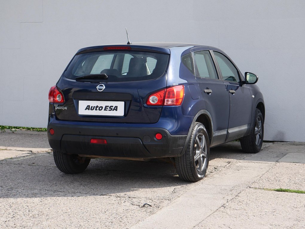 Nissan Qashqai 1.6i 