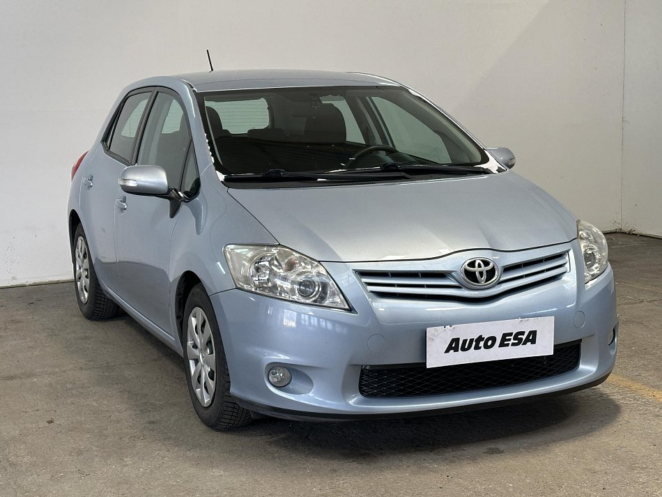 Toyota Auris 1.4d 