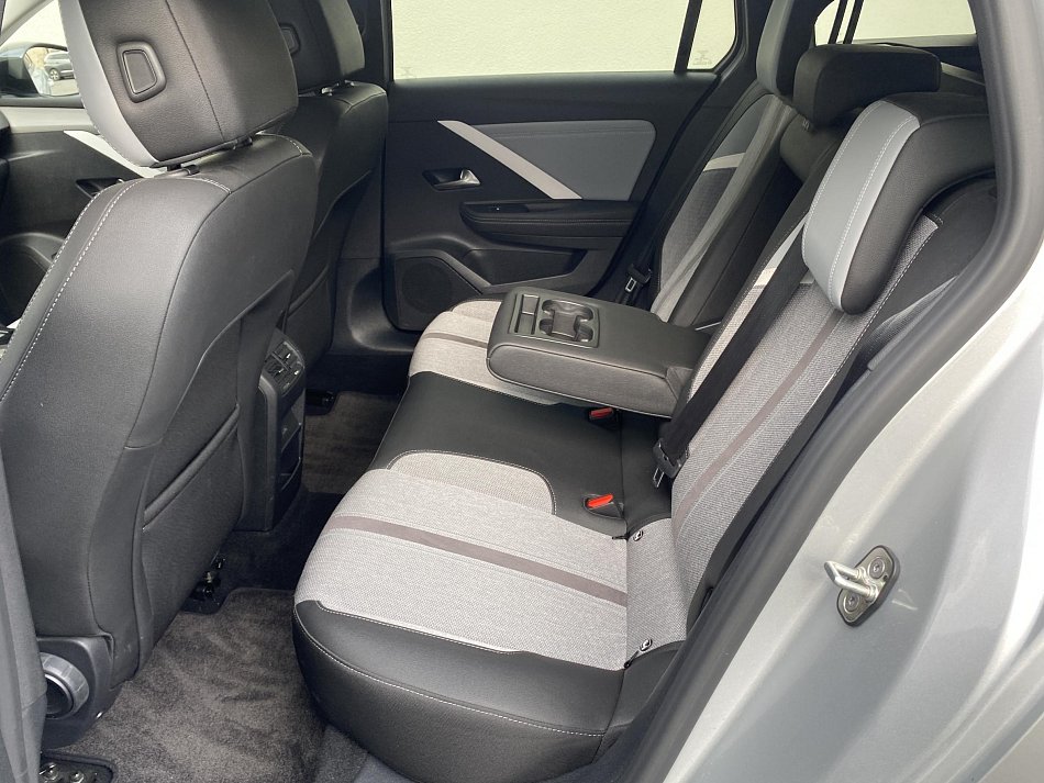 Opel Astra 1.5 CDTi Elegance