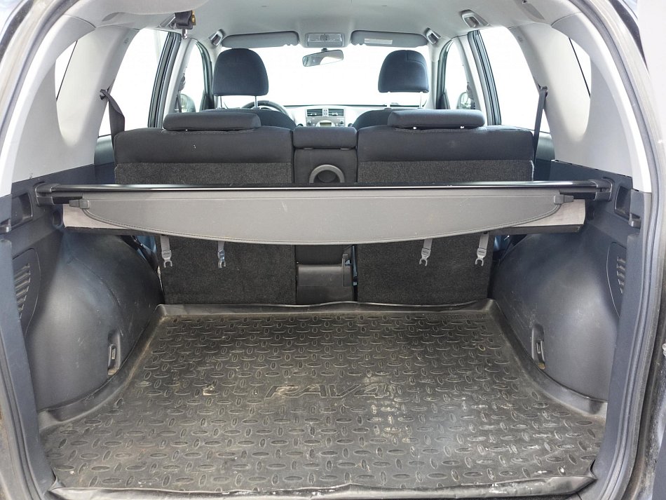 Toyota RAV4 2.2 D-CAT  4x4