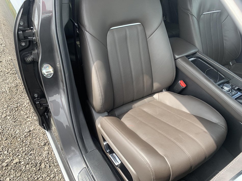 Mazda 6 2.5i 