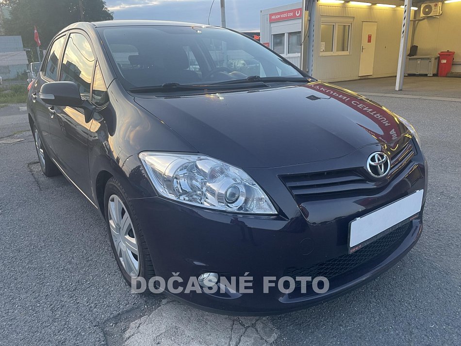 Toyota Auris 1.6 VVTi 