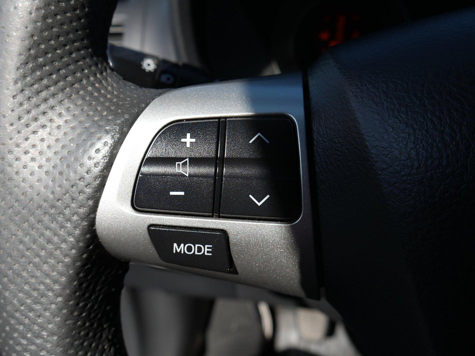 Toyota Auris 1.6 VVTi 