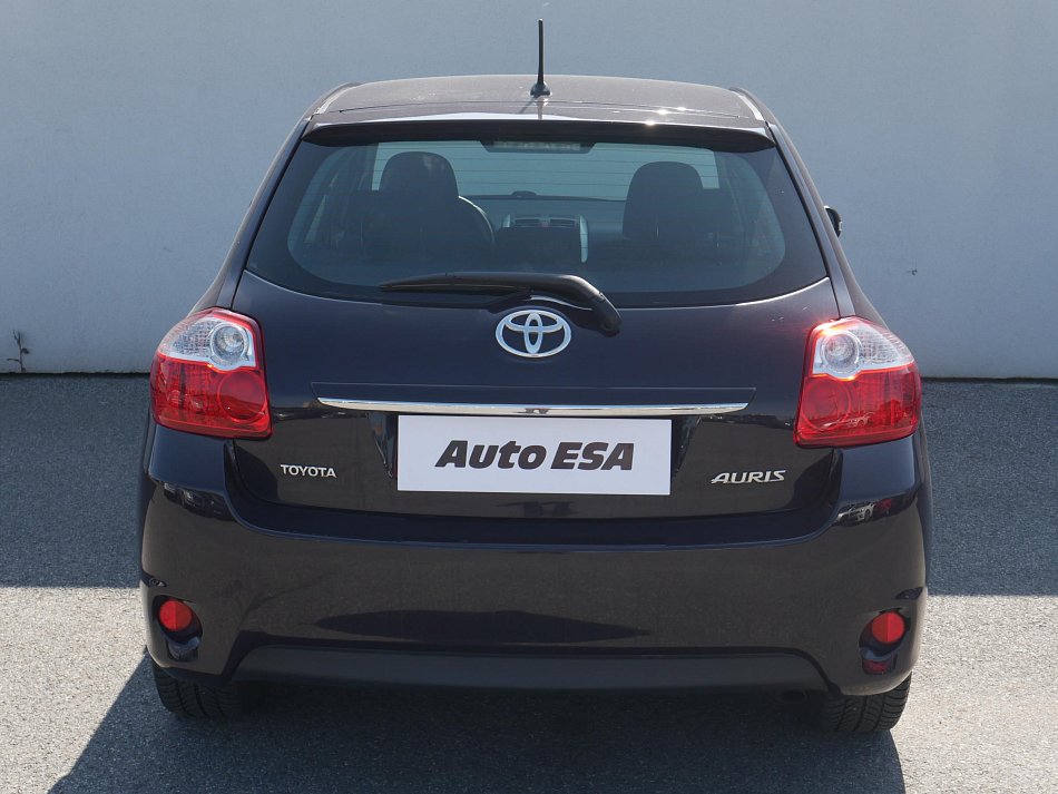 Toyota Auris 1.6 VVTi 