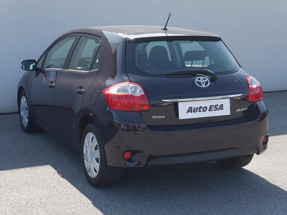 Toyota Auris 1.6 VVTi 