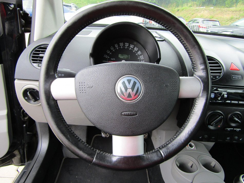 Volkswagen New Beetle 2.0i  Cabrio