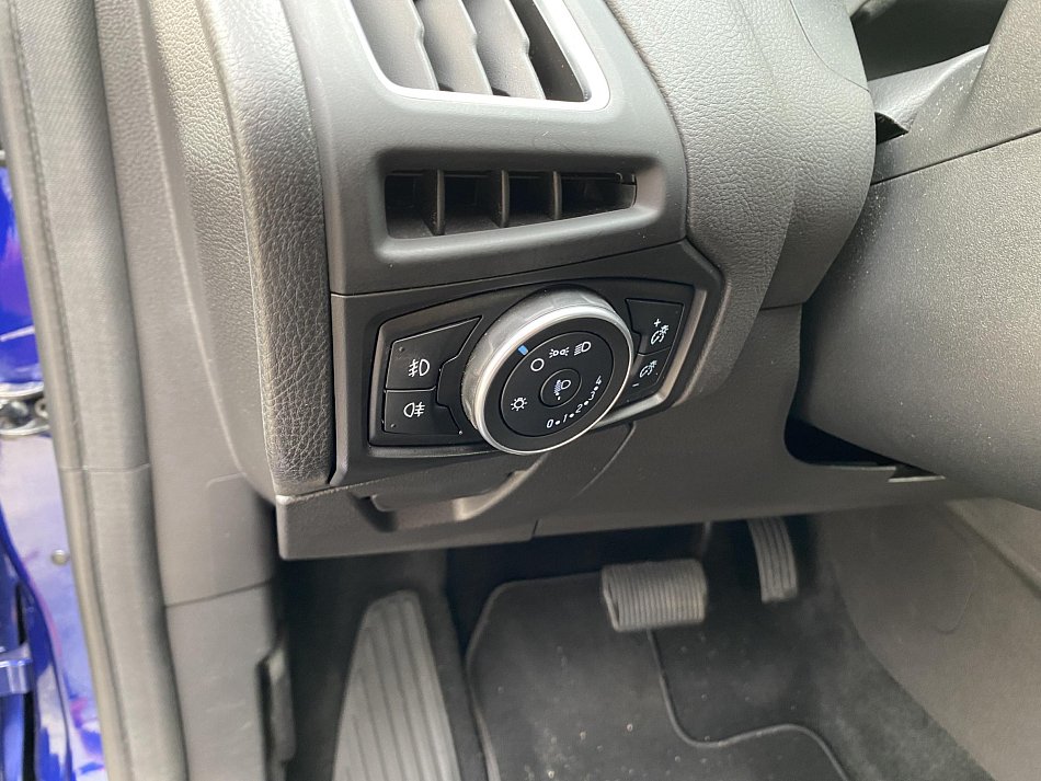 Ford Focus 1.5EB 