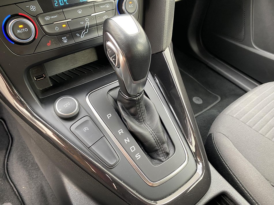 Ford Focus 1.5EB 