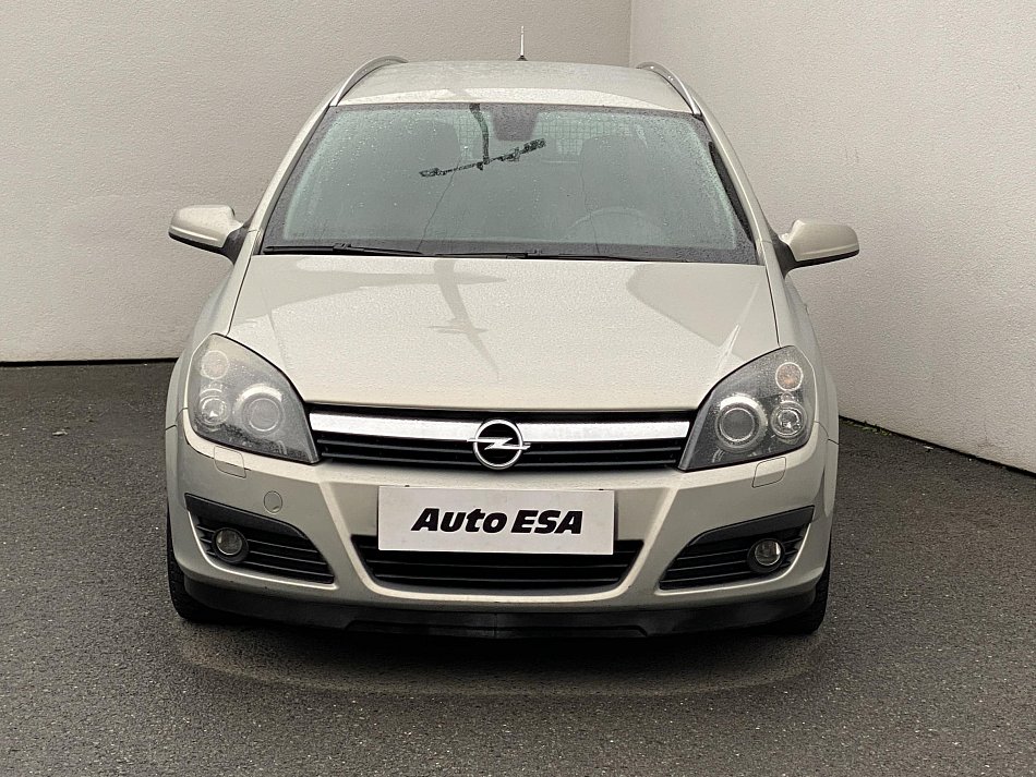 Opel Astra 1.9 CDTi 