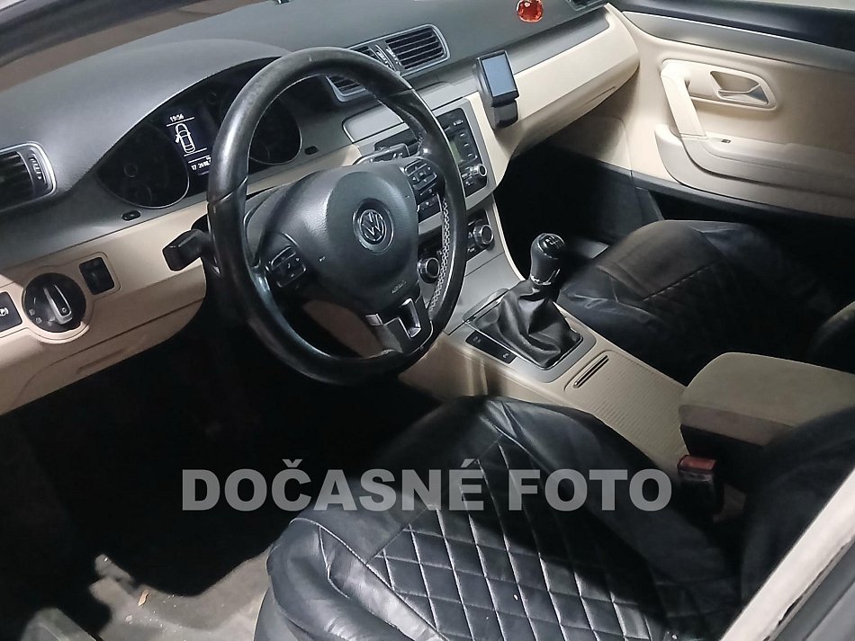 Volkswagen Passat CC 2.0 