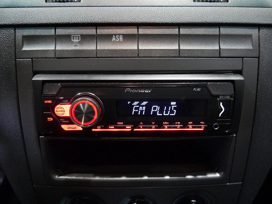 Škoda Fabia I 1.4i 16V 