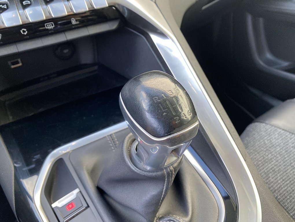 Peugeot 3008 1.5 HDi Allure