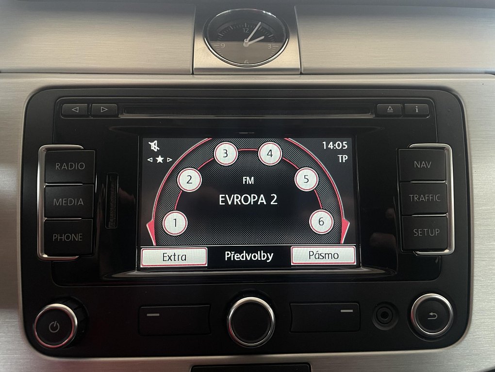 Volkswagen Passat 1.6 TDi Highline