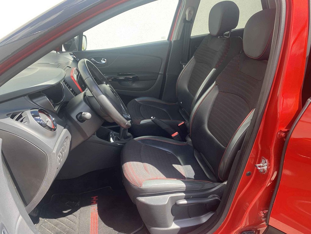 Renault Captur 0.9TCe Helly Hansen
