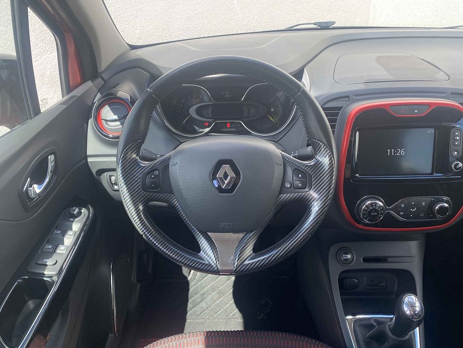 Renault Captur 0.9TCe Helly Hansen