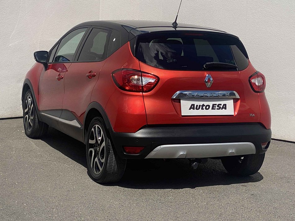 Renault Captur 0.9TCe Helly Hansen