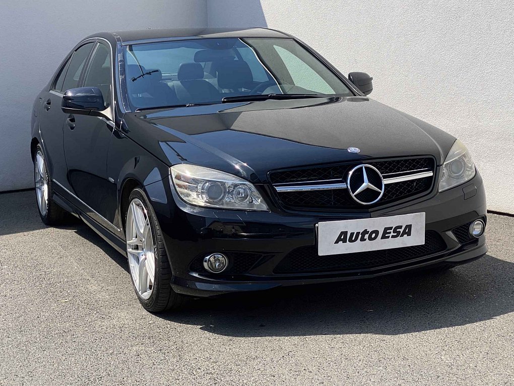 Mercedes-Benz Třída C 3.0i  280