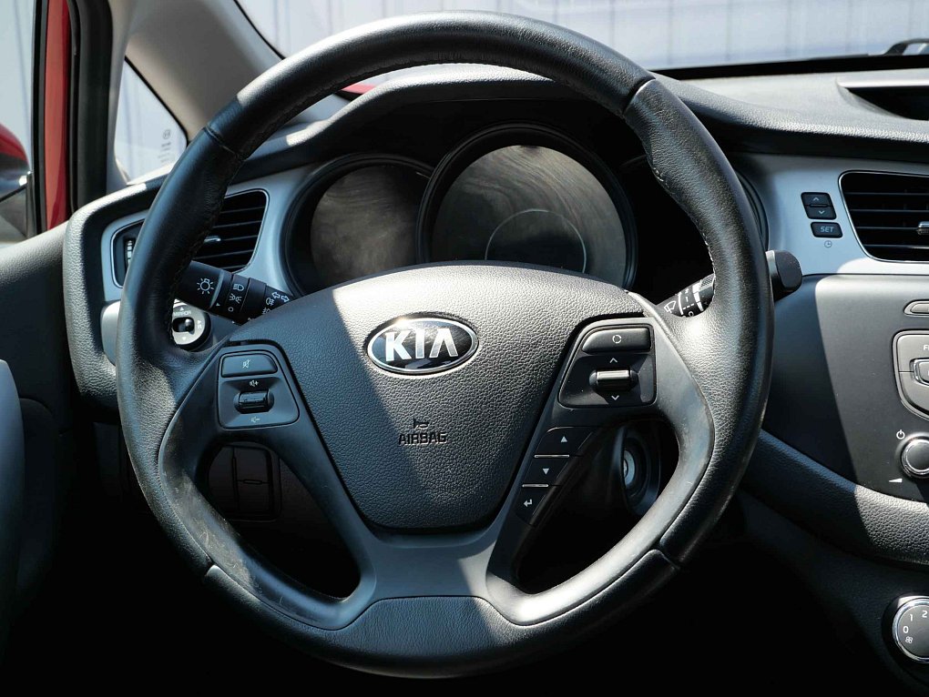 Kia Ceed 1.6 GDi 