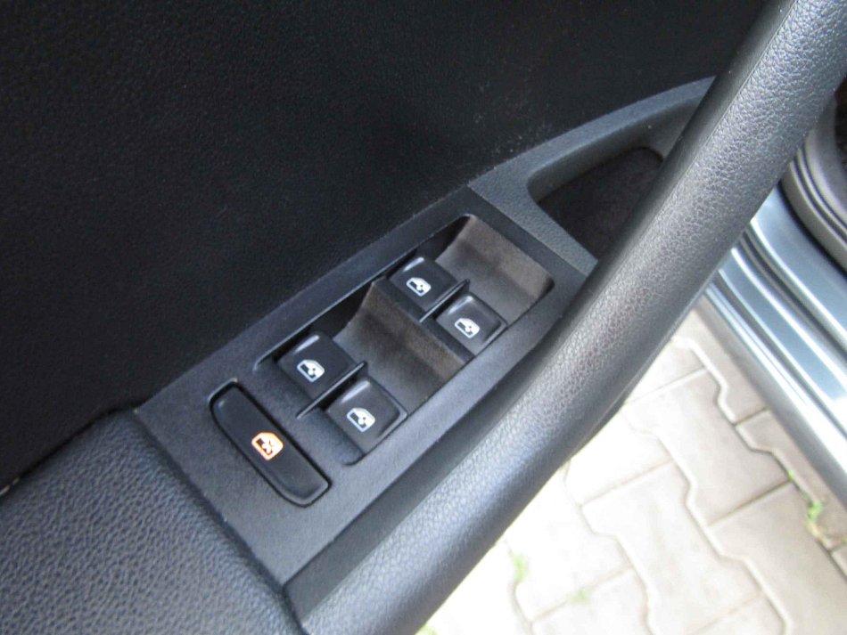 Škoda Octavia III 2.0 TDi 