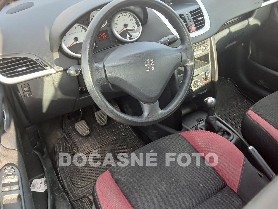 Peugeot 207 1.4i 
