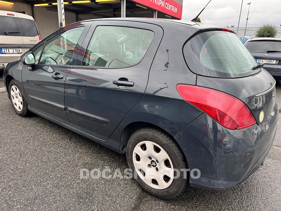 Peugeot 308 1.4 I 