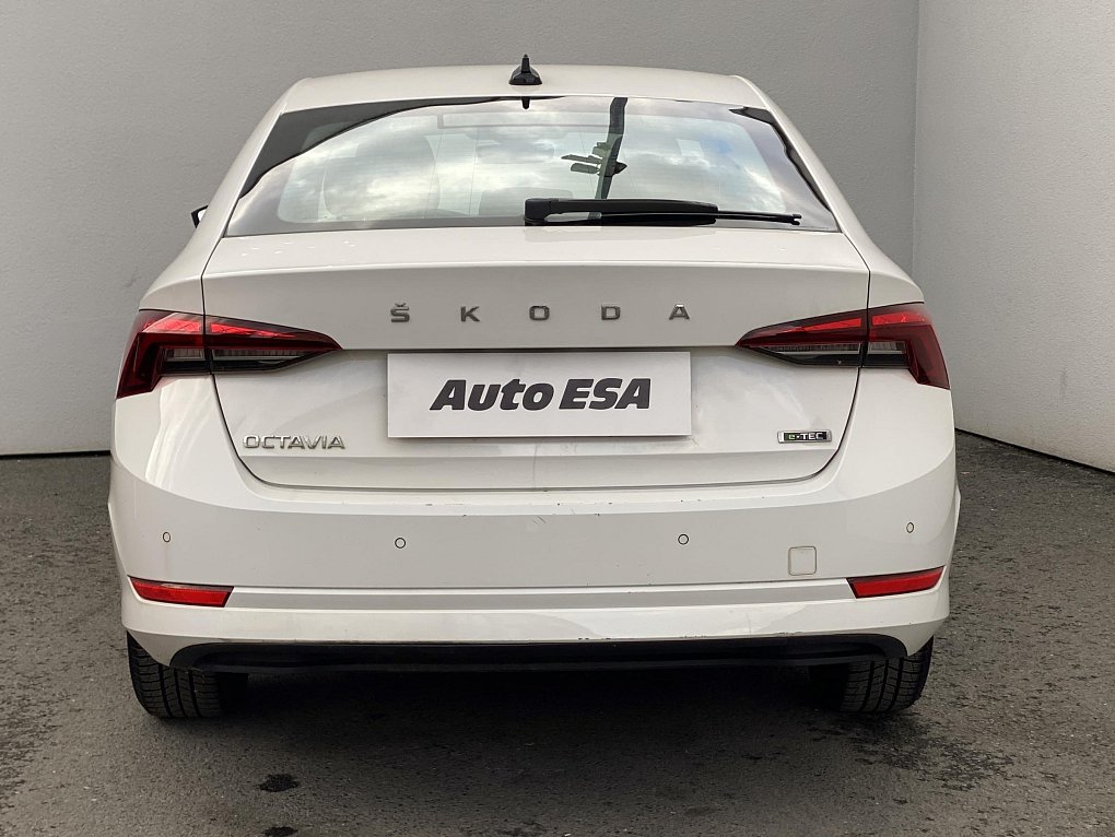 Škoda Octavia IV 1.5TSi e-TEC Active