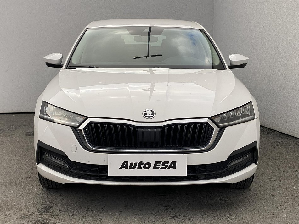 Škoda Octavia IV 1.5TSi e-TEC Active