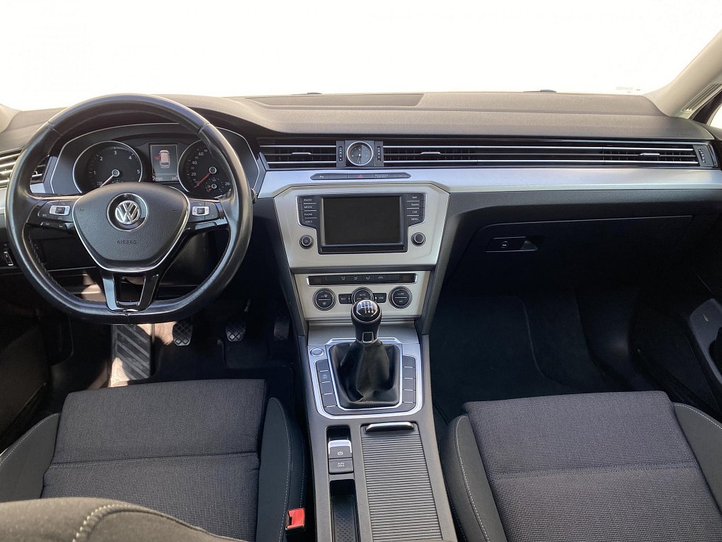 Volkswagen Passat 1.6 TDi Comfortline