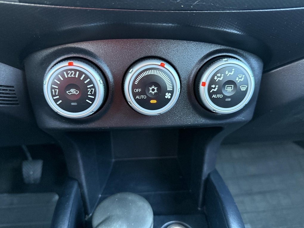 Peugeot 4007 2.2 HDi  4x4, 7míst